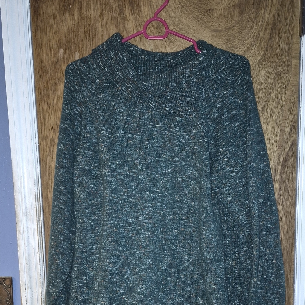 Leo And Nicole Women's Teal Sweater
